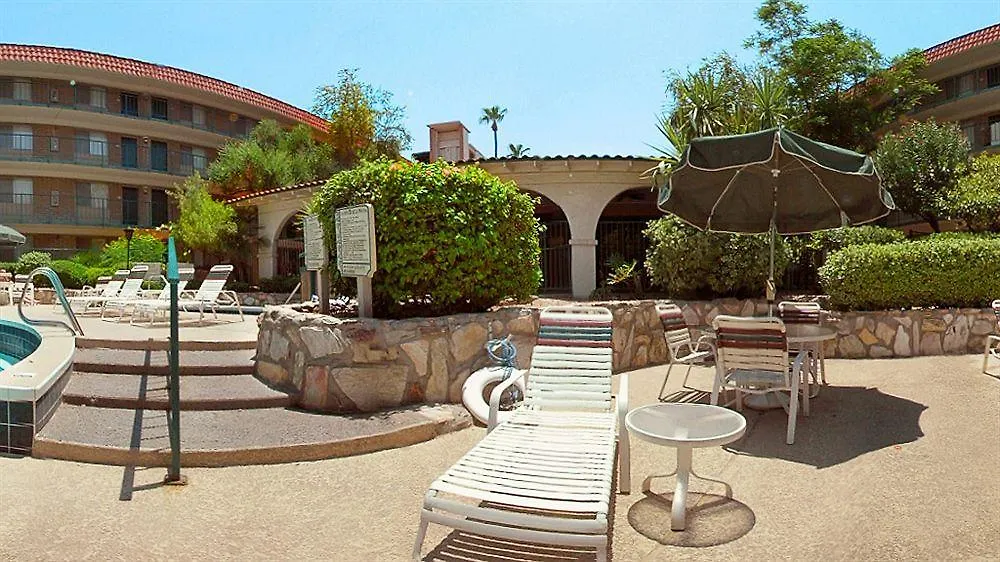 Motel 6 Phoenix, Az - Sky Harbor 4*, Phoenix